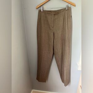 Harve Benard by Bernard holtzman beige tapered dress pants,‎ high rise 100% wool